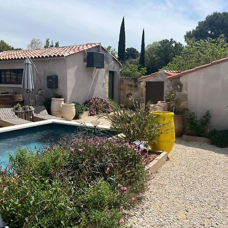 Апартаменты Studio Dans Les Alpilles Фонвьей Экстерьер фото