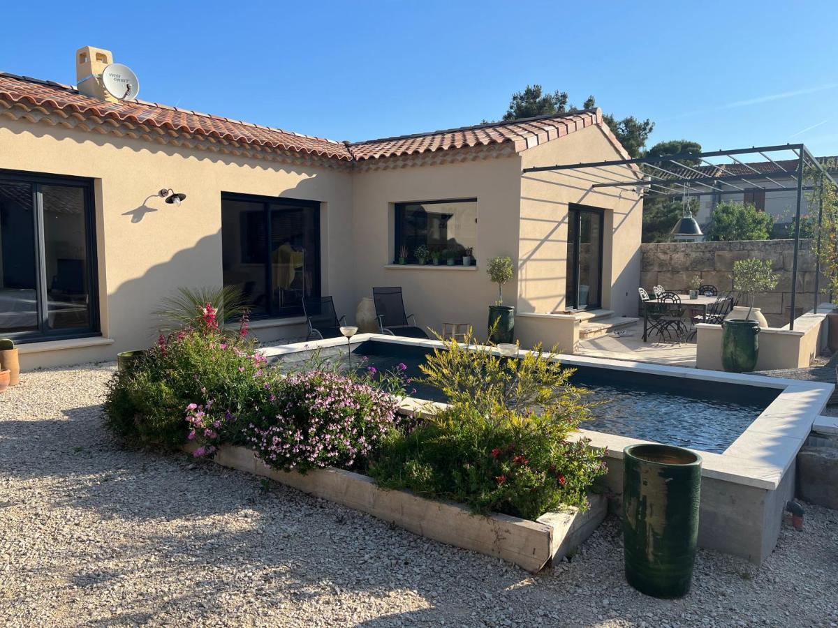 Апартаменты Studio Dans Les Alpilles Фонвьей Экстерьер фото